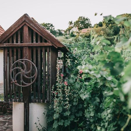 Szent Gyoergy Cottage Hegymagas Екстериор снимка